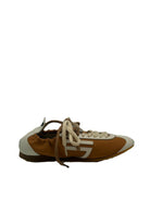 puraai w lion LION W ALMOND PURAAI 