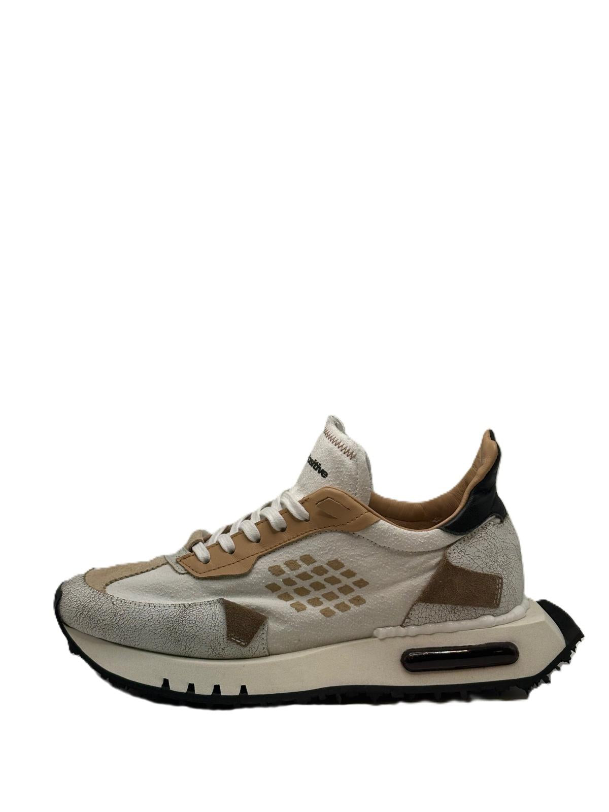 be positive w race 01 WORACE01 CRE/W BE POSITIVE 